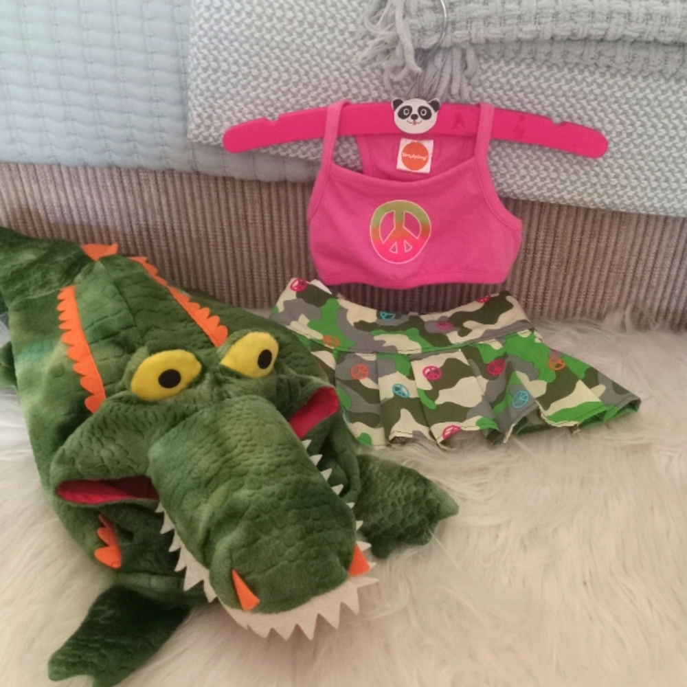 2 Pet Costumes- Alligator & 2-piece skirt with top